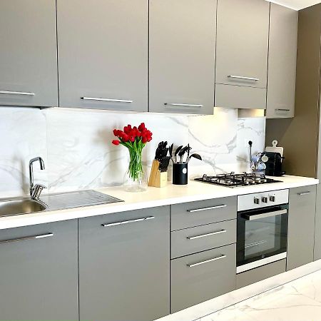 Donnino Apartments Fidenza Eksteriør bilde