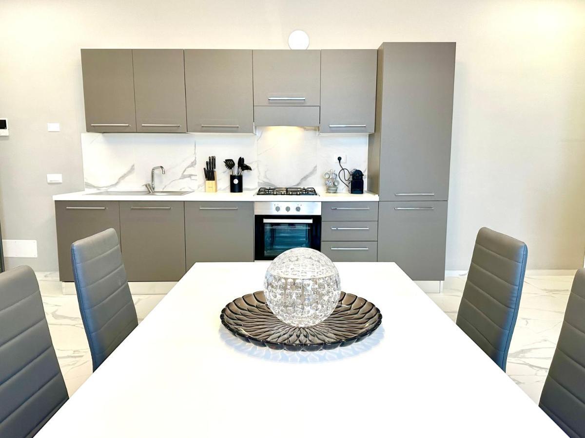 Donnino Apartments Fidenza Eksteriør bilde