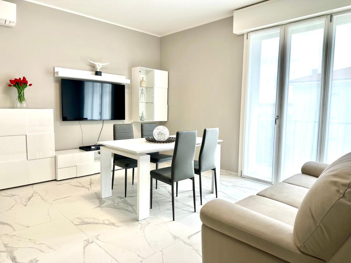 Donnino Apartments Fidenza Eksteriør bilde
